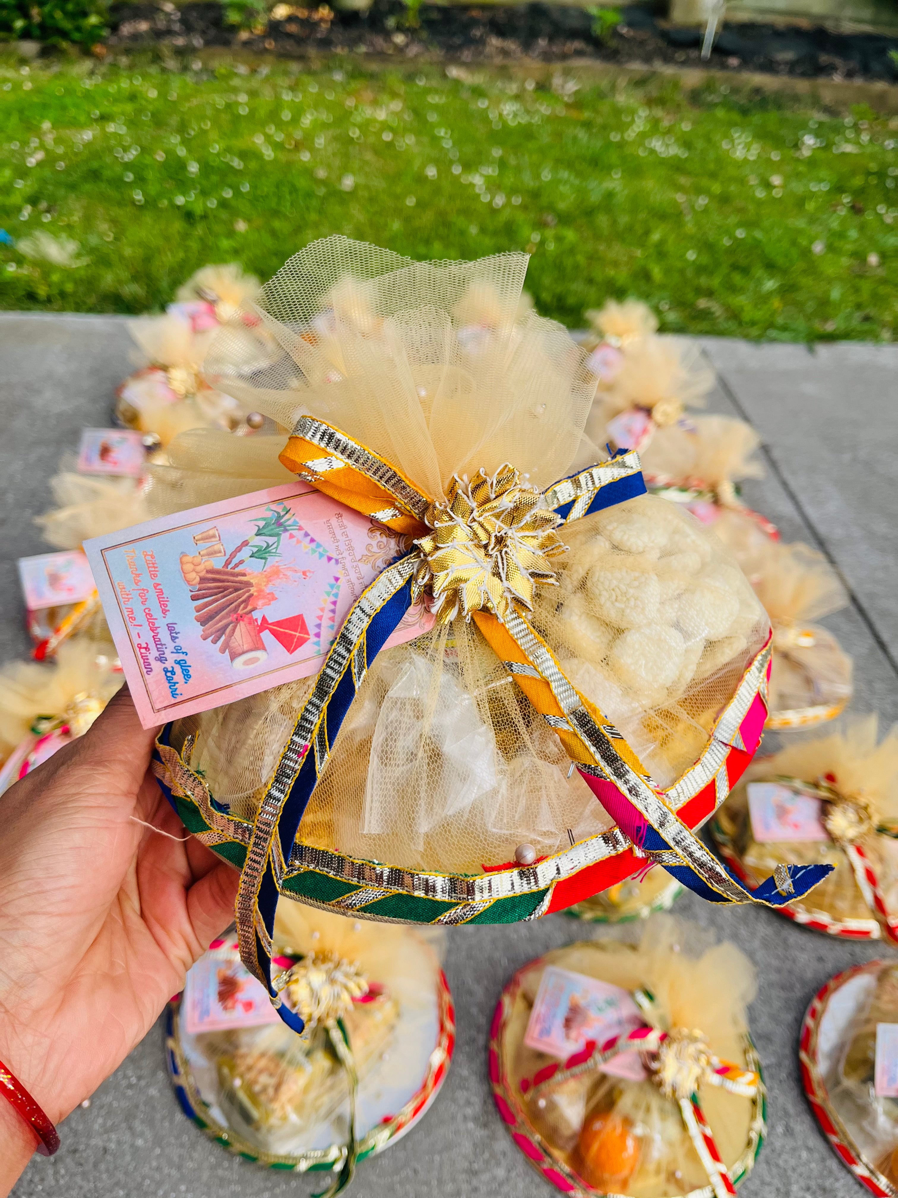 Lohri special return gift favours