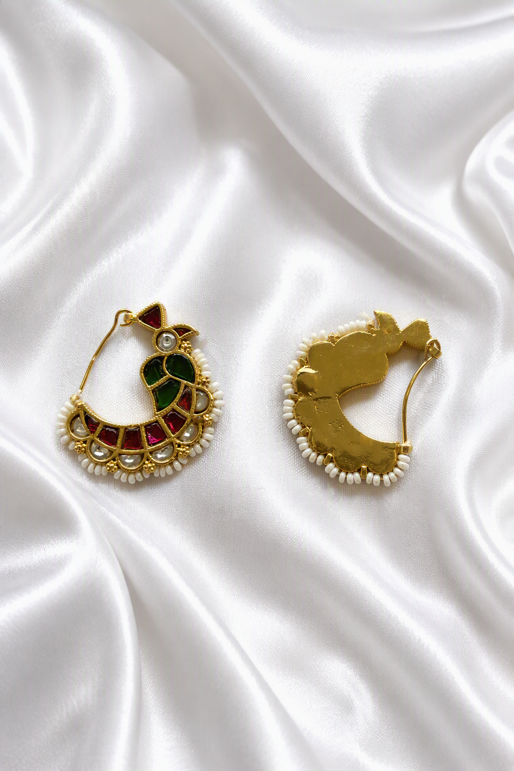 Pachi Kundan Peacock Nath – Traditional Gold-Toned Nose Ring with Kundan & Pearl Beading