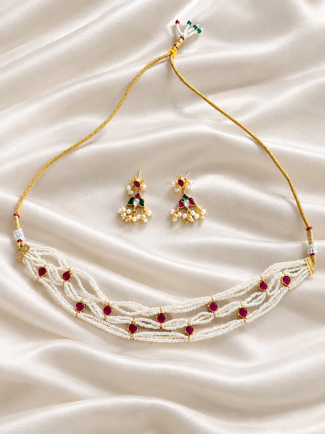 Ruby & Emerald Rajwadi Indian Jewellery choker in pachi kundan