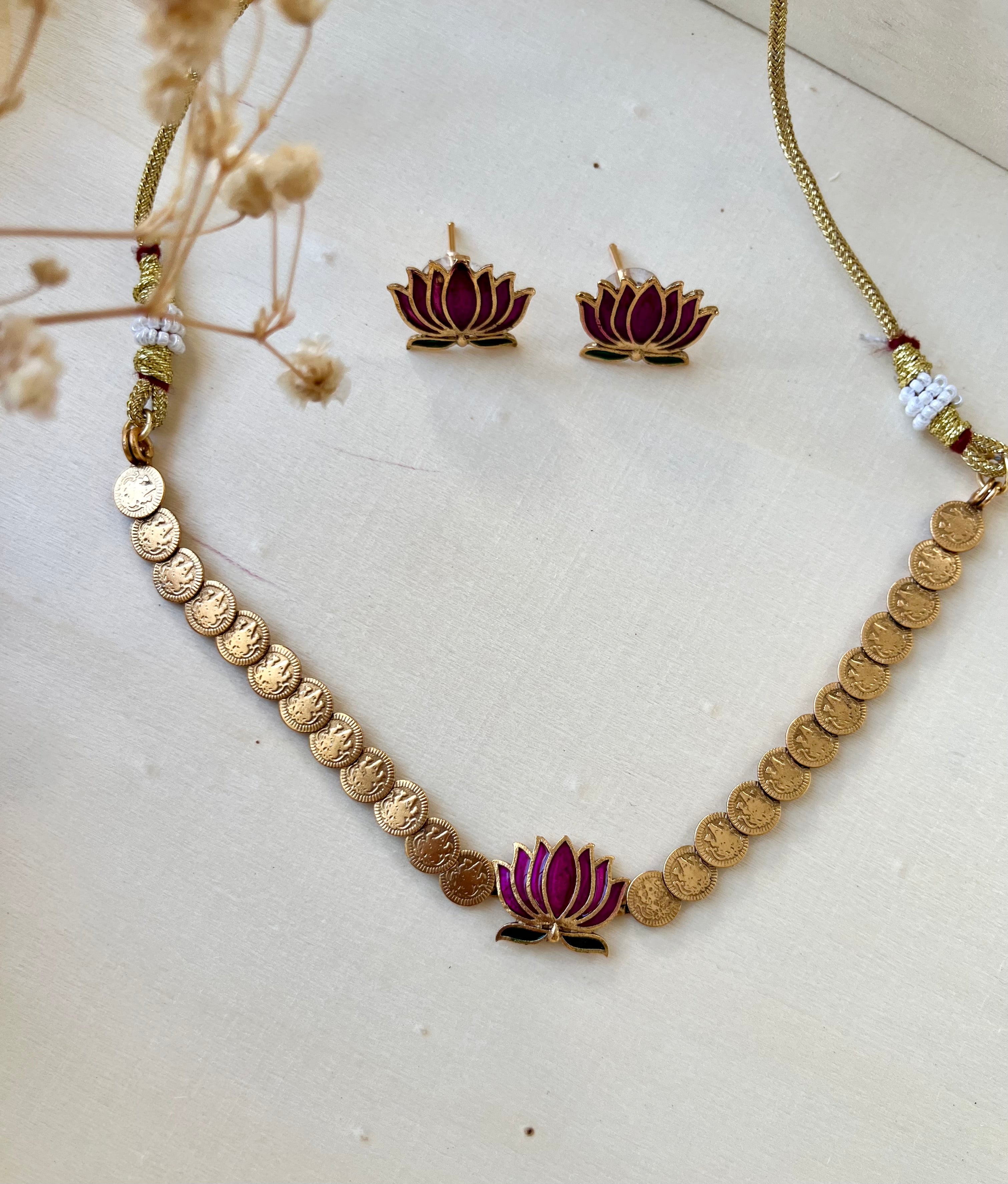 Coin Lotus necklace set