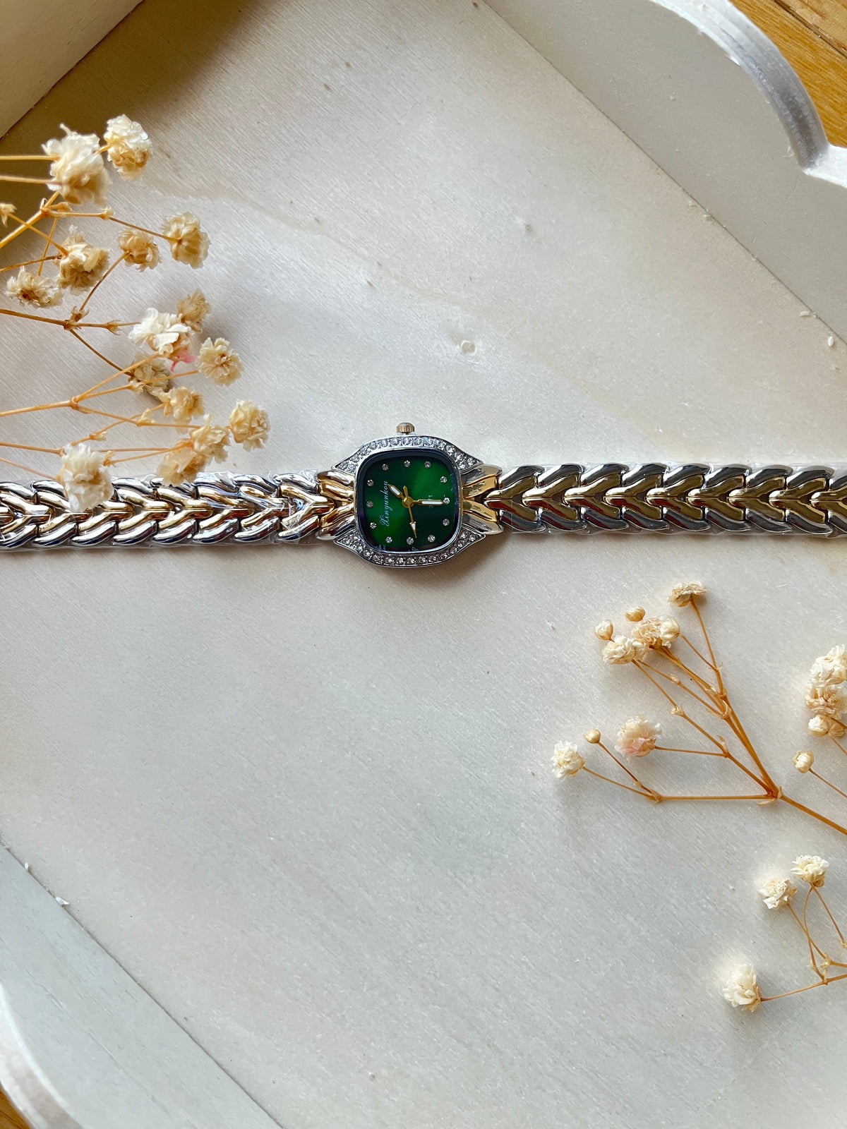 Vintage/Anti tarnish watches