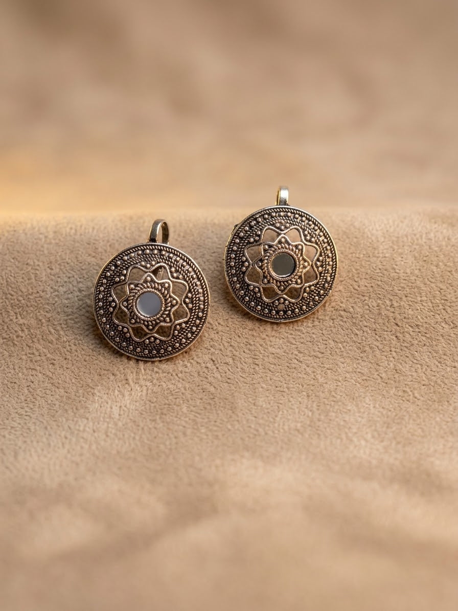 Oxidised Silver Bugadi Earrings – Unisex Floral Stud Design