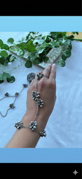 Oxidised ghunghroo hathfool- 1 pc