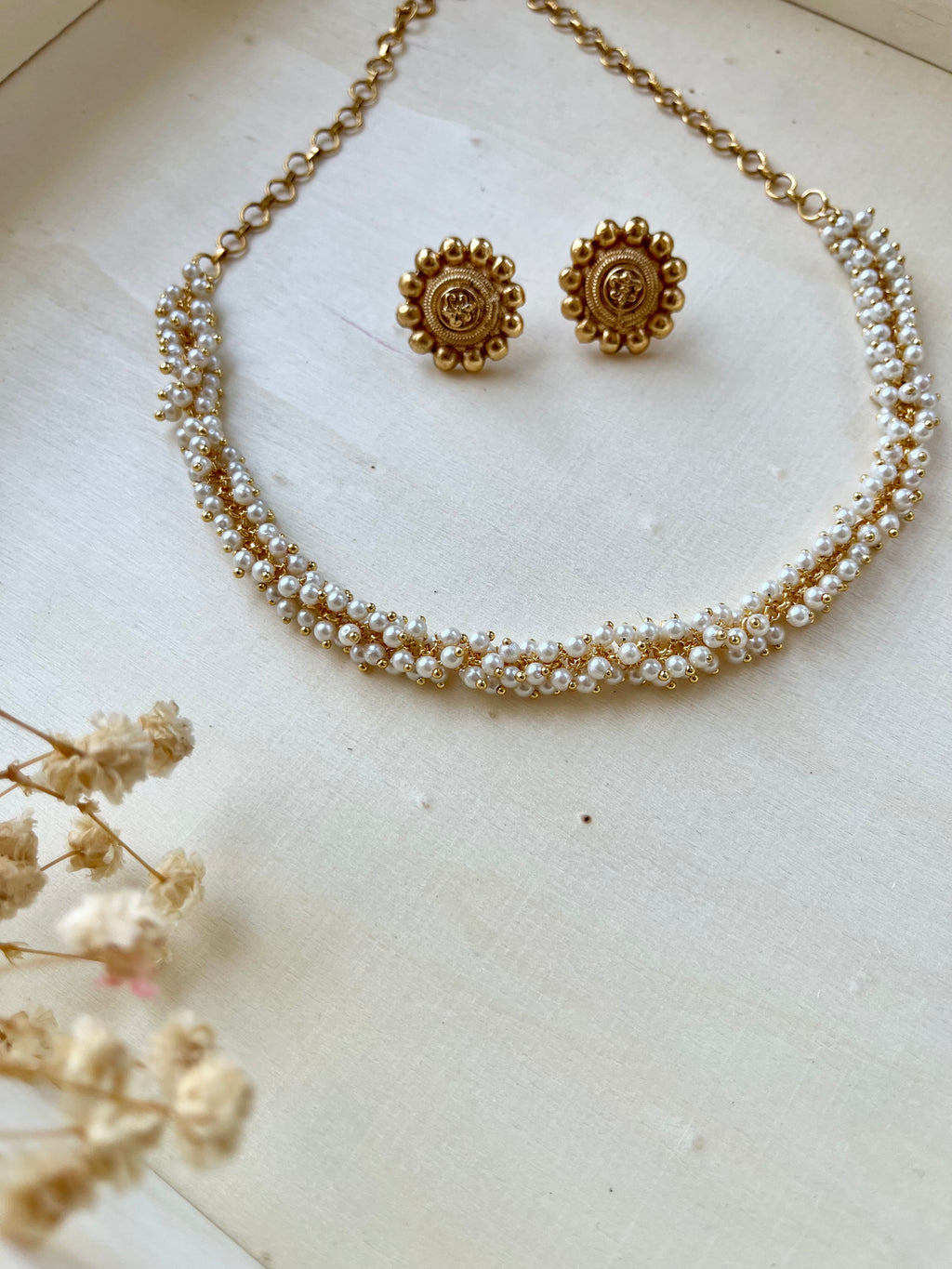 Pearl necklace set