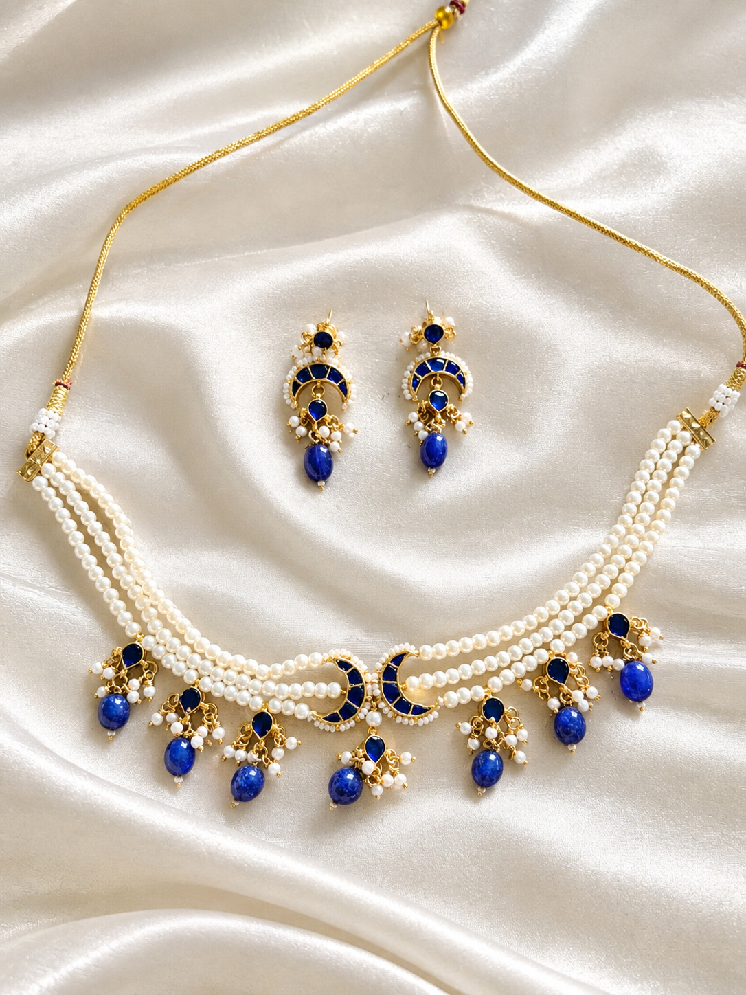 Royal Blue Pachi Kundan & Pearl Choker set