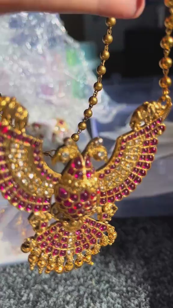 Eagle necklace set in Kundan